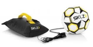 Gyakorló labdák zsinegen